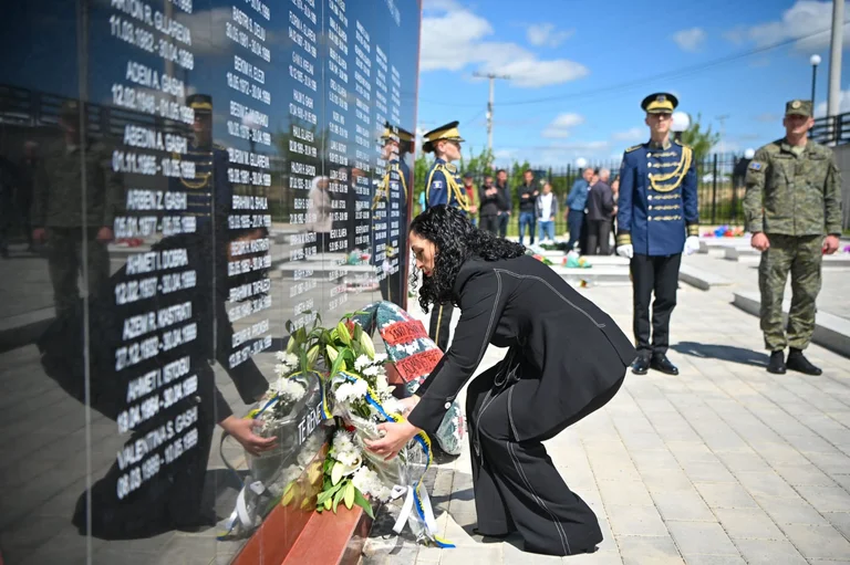 Osmani commemorates 23rd anniversary of the massacre in Steutica, Vrbovc, and nearby villages of Drenas