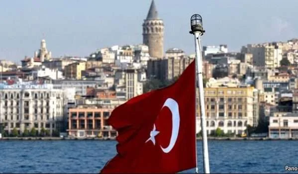 Tacchino carceri diversi funzionari di Istanbul