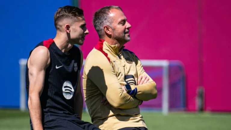 Hansi Flick of “angerd” with six of his players caused delay in the exercise