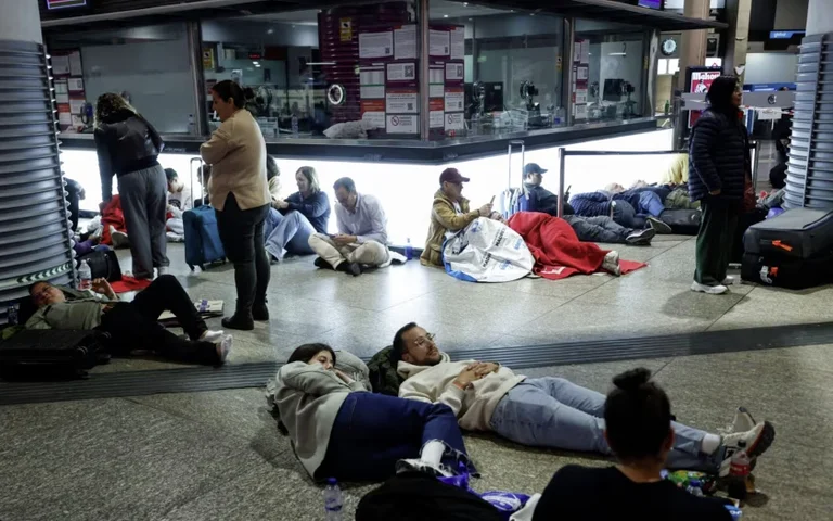 Rifornimenti energetici ripristinati alla maggior parte della Spagna e del Portogallo