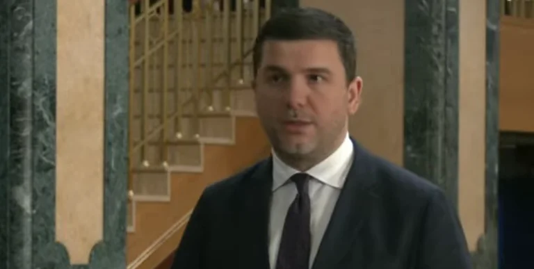 Krasniqi: If LVV wants out of the blockade, we're ready to discuss new choices today.