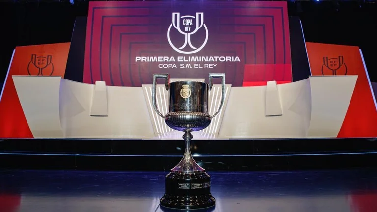 Barcelona has 11 more prizes won by the King's Cup compared to Real Madrid