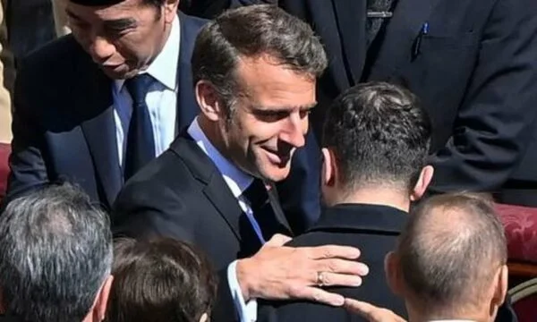 Macro incontra Zelensky al funerale di Papa Francescu: A Very Positive Exchange