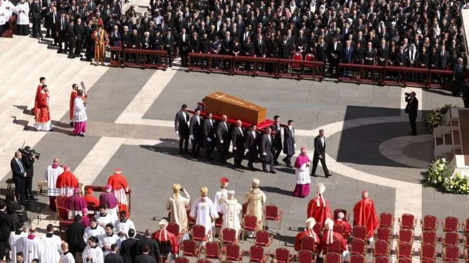 Pope Francis's mortary ceremony begins, the coffin is placed in St. Peter's Square