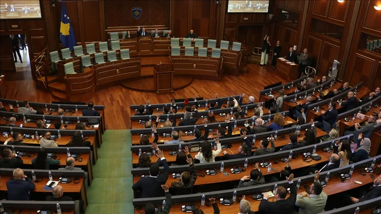 Parties on mutual charges of blockade in Parliament