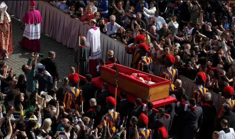 Pope's funeral: Participants over 200,000 people and 170 international delegations