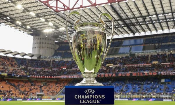 U n EFA onorerà Papa Francescoescu con un minuto di silenzio nelle semifinali della Champions League