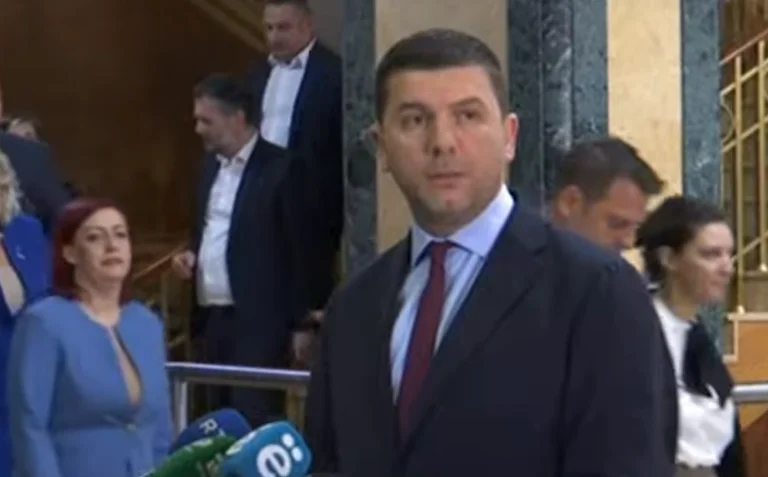 Memli Krasniqi: Shameful of being held hostage by a person's whims