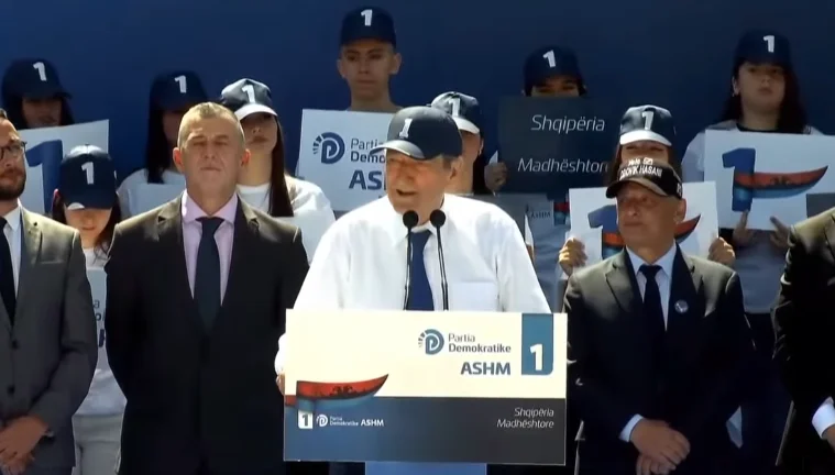 Gafa expresando condolencias al Papa Francisco
