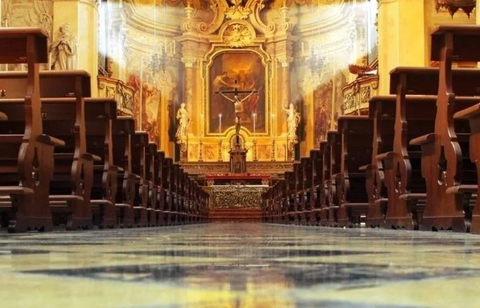 AFP : Des dizaines <x0ccatolique caché” ont été baptisés au Kosovo le jour de la mort du pape François