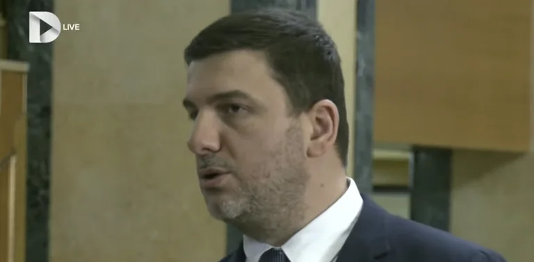 Krasniqi: Vetevendosje to Find Another Candidate, Albulen Haxhiu è il simbolo del fallimento dello scorso 4 anni