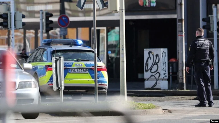 Operación policial mayor tras el asesinato de dos en Alemania