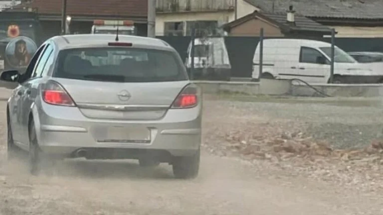 Citoyens photographiés, le chauffeur de Ferizaj est condamné à 300 euros pour avoir été