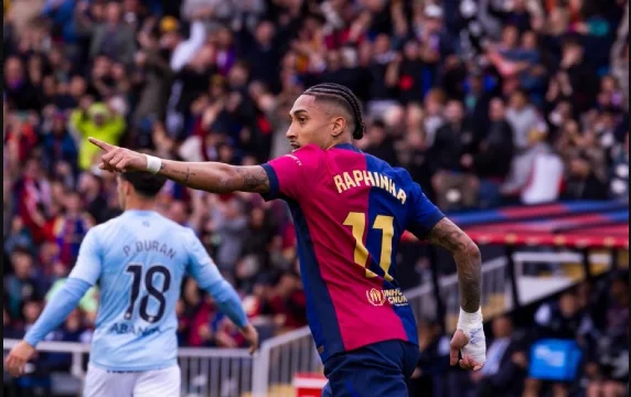 Barcelona vuelve por 1-3 y gana 4-3 con espectacular colapso de Celta