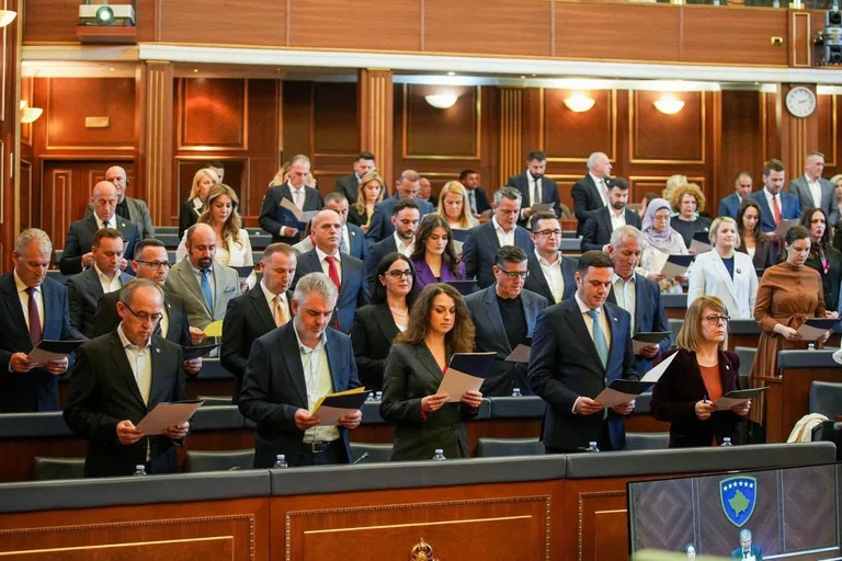 Haziri nach dem Eid als Stellvertreter: Republik, vor allem!