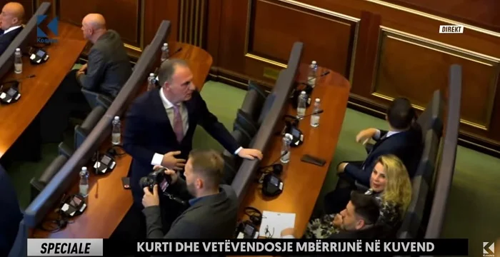 Duda Balje kann in die AAK Fraktion wechseln?