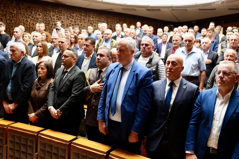Haradinaj würdigt Helden Sali Cekaj und Shefqet Mustafaj: Sie opferten alles für Freiheit, weil sie glauben, dass das Kosovo frei war über alles.