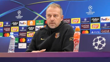 Barcelona kämpft Inter, Hansi Flick mit großen Worten für das italienische Team: Ein gut - organisiertes, erfahrenes Team