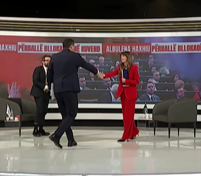“Hadziu embarrassed, zugelassene Debatte mit Gruda