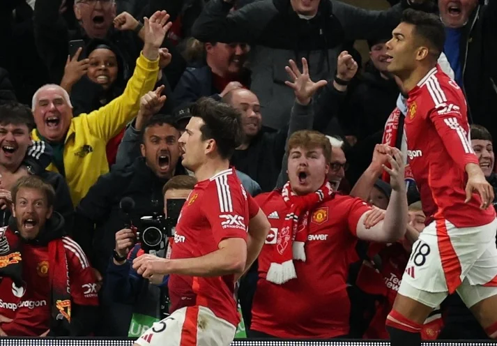 Manchester United si qualifica alle semifinali di Europe League, vince i nove gol per Lione