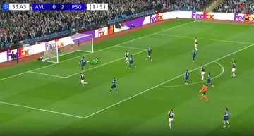Aston Stella schmalt die Punktzahl auf P SG, Tillemans score schöne Ziele