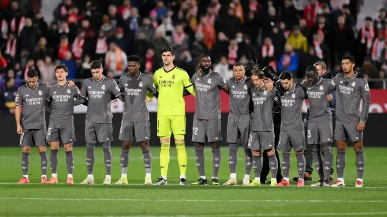 U n EFA trifft Real Madrid mit einer speziellen Aufforderung zur Herausforderung Arsenal