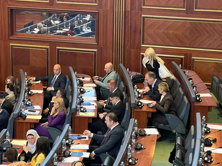 Pas de bienvenue entre Ramush Haradinaj et Fatmir Limaj