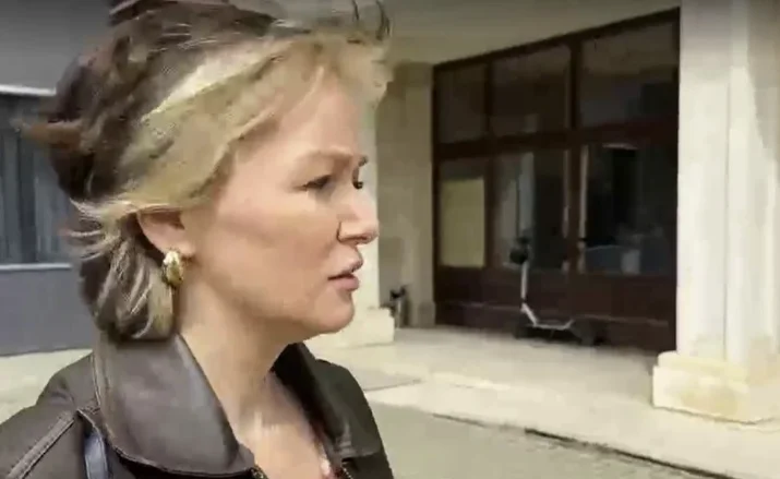Adriana Matoshi returns to reporters nervously: Just get away from (VIDEO)