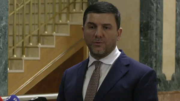 Krasniqi: Con 52 votos, Kurt no puede hacer gobierno - estamos dispuestos a hacerlo sin la Lista Serbia.