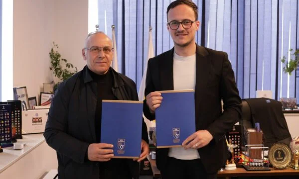 L'équipe NFF de la municipalité de Gnjilan pour construire un terrain de football