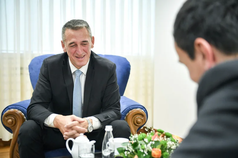 Rashiq: Nuk jam optimist që të martën do të votojmë për Qeverinë e re