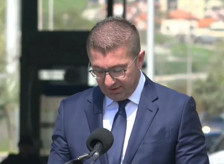 Mickoski for the joint crossing with Kosovo: Today the future begins here, for two EU-reaching states