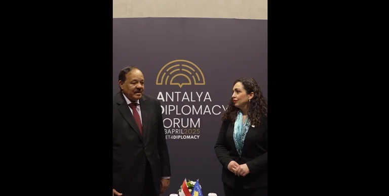 Ministri i Jashtëm i Sudanit: Vendosëm ta njohim vendin tuaj të bukur