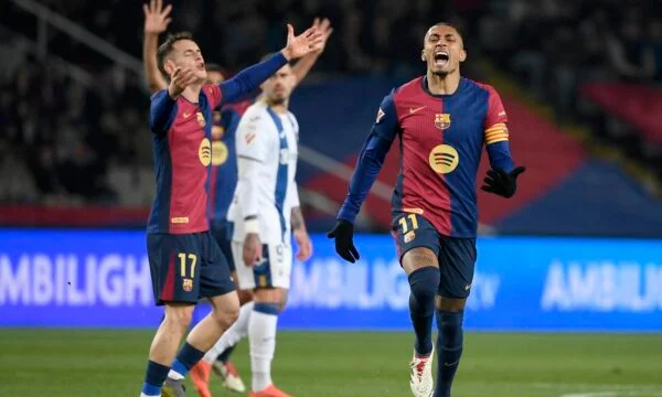 Legs ) Barcelona, official formations