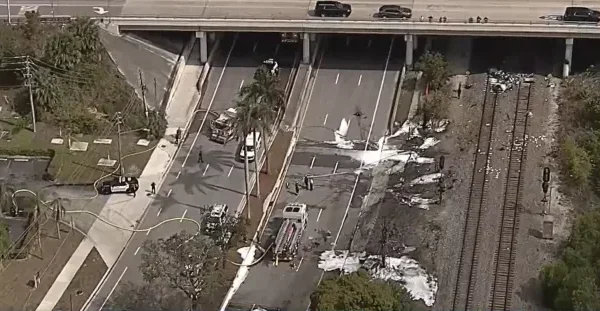 Tragedy in Florida: Three dead after a small plane crashed into the highway