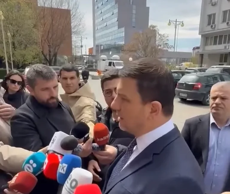 Krasniqi: I didn't get any invitation from Kurt, we're in talks with other parties.