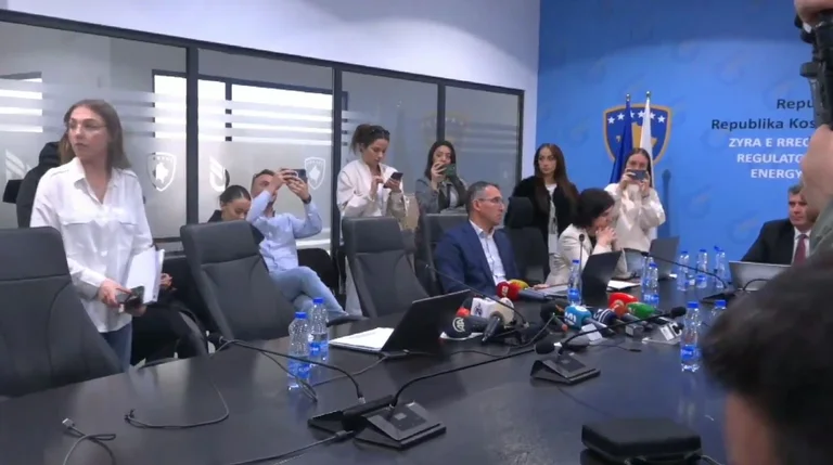 “ZERE invita i giornalisti e non dice loro quanto la rosa attuale