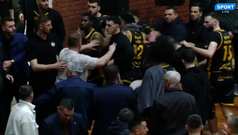 Escend situation in physical clashes, Golden Eagle Star fans attack Peja basketball players