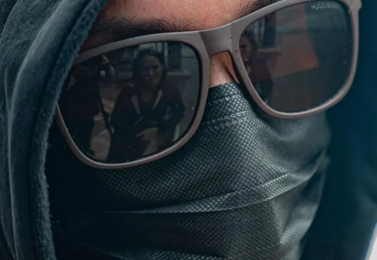 If you quit, you're dead” - BBC for Albanian mafia: Drug Owners in Ecuador