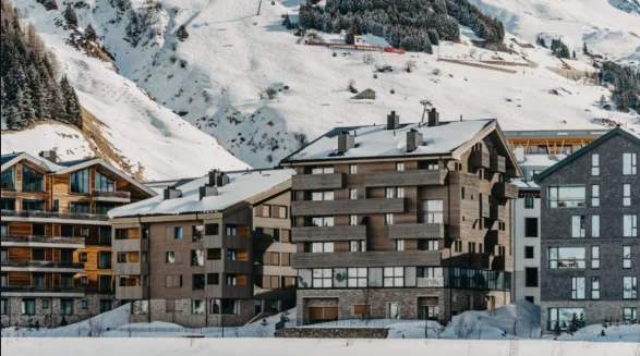 Home crisis hits the Swiss Alps