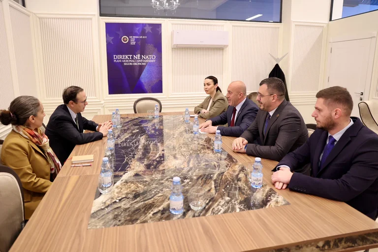 Haradinaj trifft den Botschafter der Türkei und vertiefte bilaterale Beziehungen