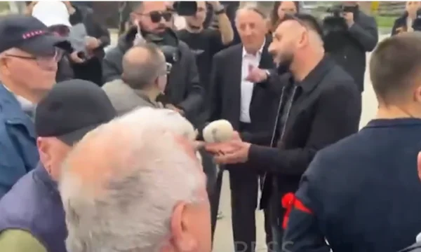 What you're doing with Thaci, the government is guilty of citizens falling into protest (Video)