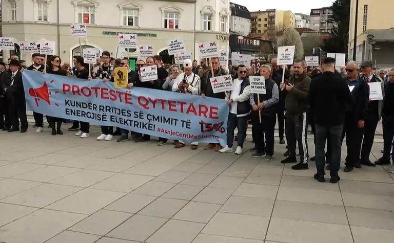 “The anti-expensive electricity protests begin