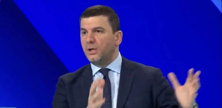 Kurti's meeting with minorities, Krasniqi: There are those who don't fuck Kurt.