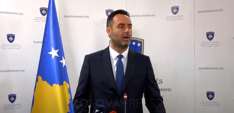 Konjufca: Krishtlindja Ortodokse, festë shprese dhe paqe për shoqërinë tonë
