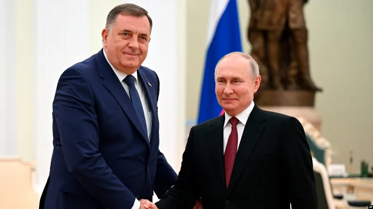 American Senator: Dodik as Assad seeks safe shelter in Russia