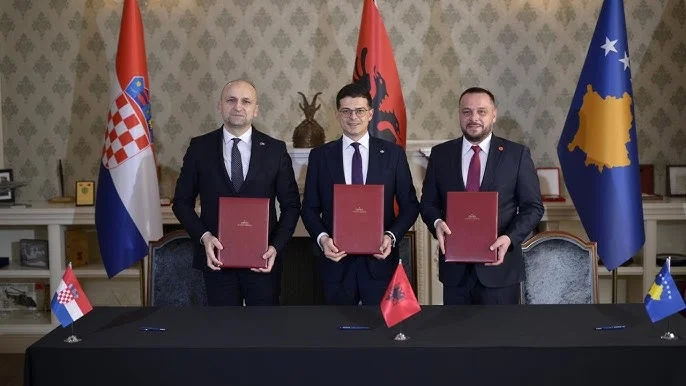 Ministre adjoint albanais de la défense : soutenir le Kosovo sur la voie de l'intégration de l'OTAN