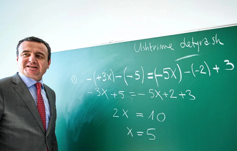 Kurti Math: Mit 48 Abgeordneten sagt man, dass sie die Regierung wie tun werden?