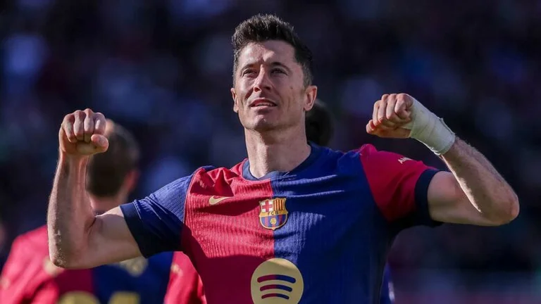 Tengo un sueño para marcar 100 goles para Barcelona Robert Levadowski cerca de propósito