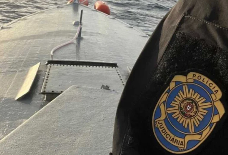 Narcotics: Drogen-U-Boot, 6,5 Tonnen Kokain für Europa gefangen